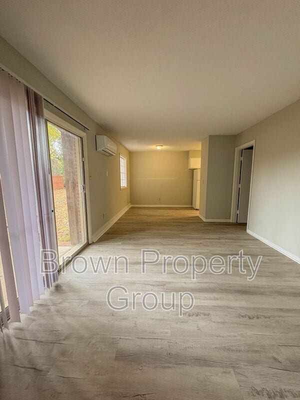 Photo - 2456 Bragg Blvd