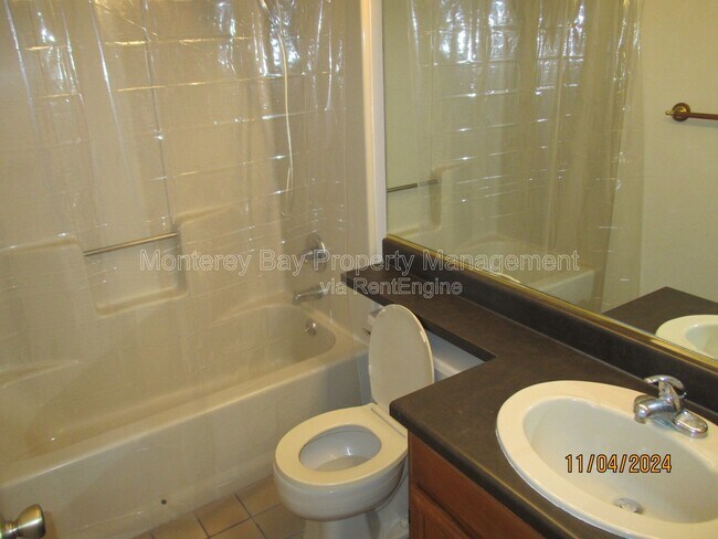 Photo - 363 Spencer St Unit 1
