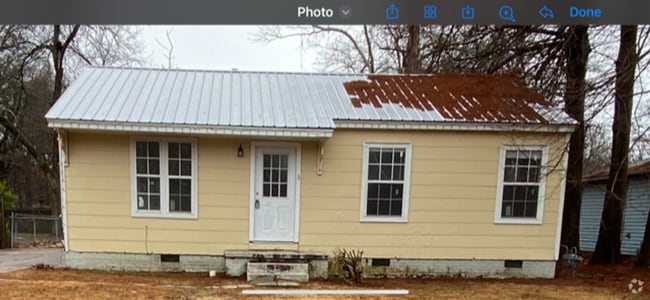 Building Photo - Renovated 2 Bed 1 Bath Home for Rent!