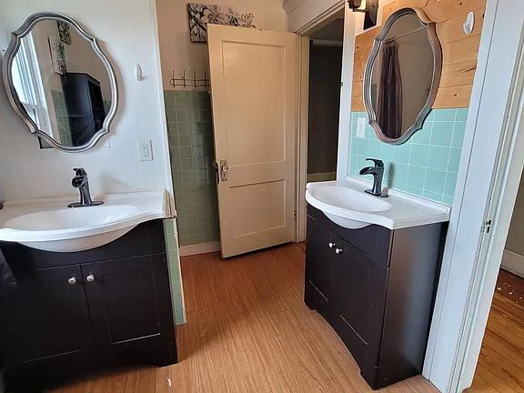 Photo - "Spacious 5-Bedroom Retreat with Fireplace Charm on S Broadway!"