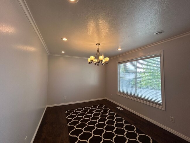 Photo - 4 Bedroom 4 Bathroom Home in Provo, Utah!