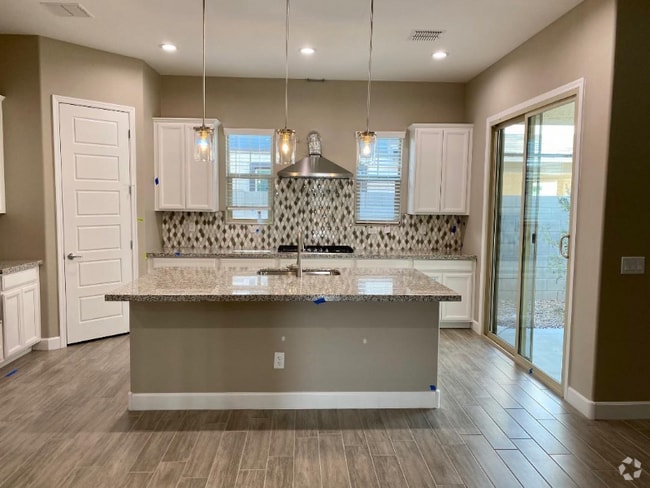 Building Photo - 612 W Derringer Way Rental