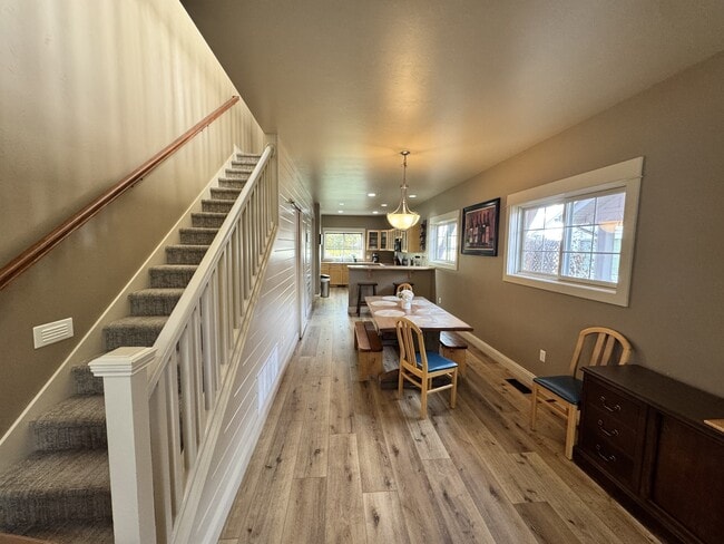 Photo - 813 N 15th Ave