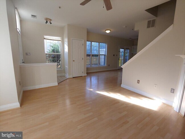 Photo - 814 Estuary Dr