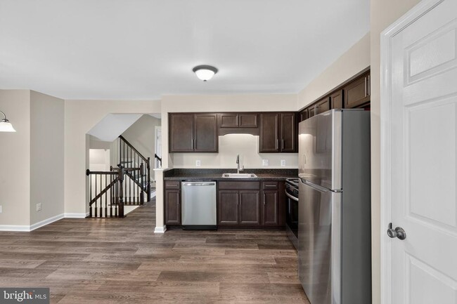 17401 Kagera Dr