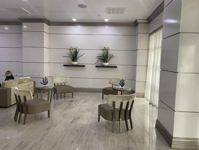 Photo - 19390 Collins Ave Unit 527