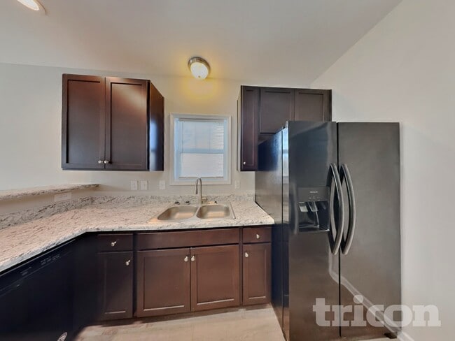 Photo - 232 Whetstone Dr