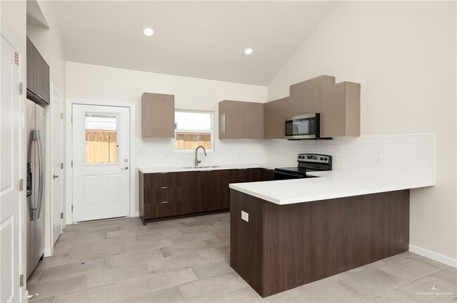 Photo - 13 E Iris Ave Unit 3