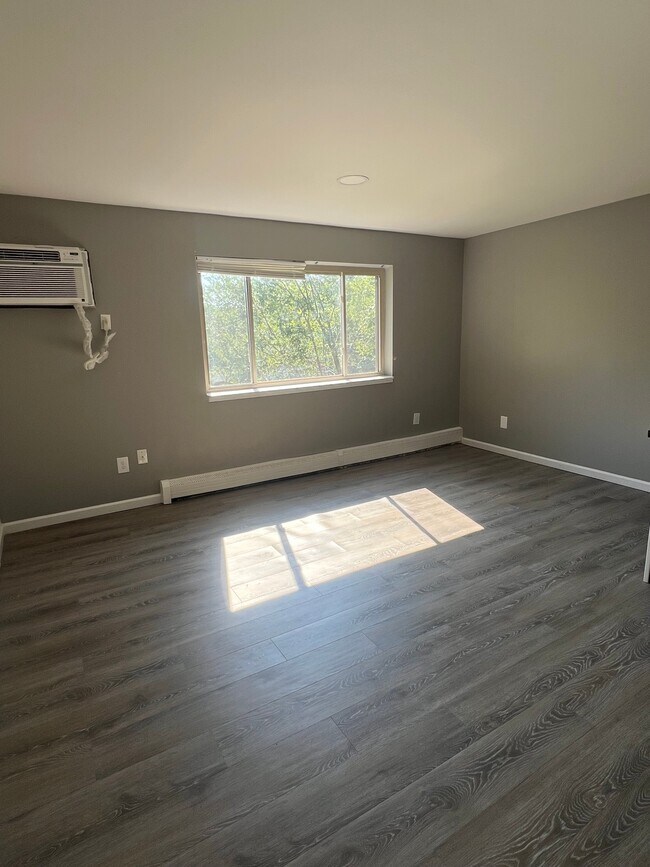 Photo - Alvin Street Apartments