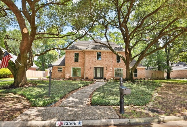 Photo - 13506 Charwell Crossing Ln House