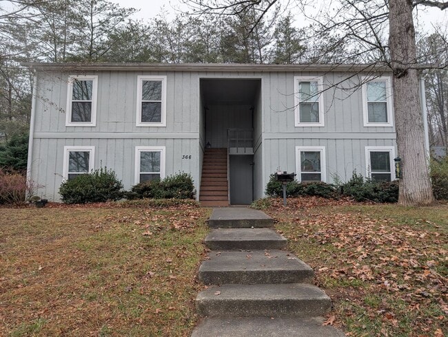 Building Photo - Black Mountain Apartment Rental-Genesis Circle