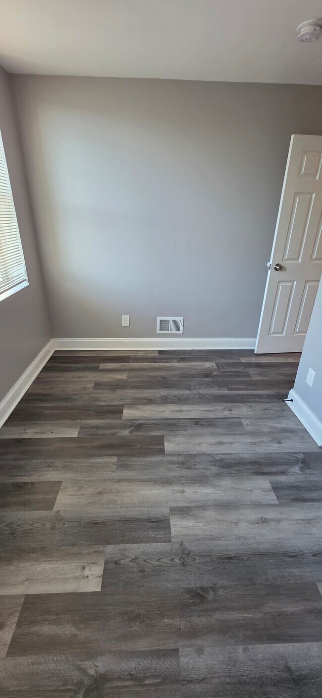 Photo - 201 N Rose St