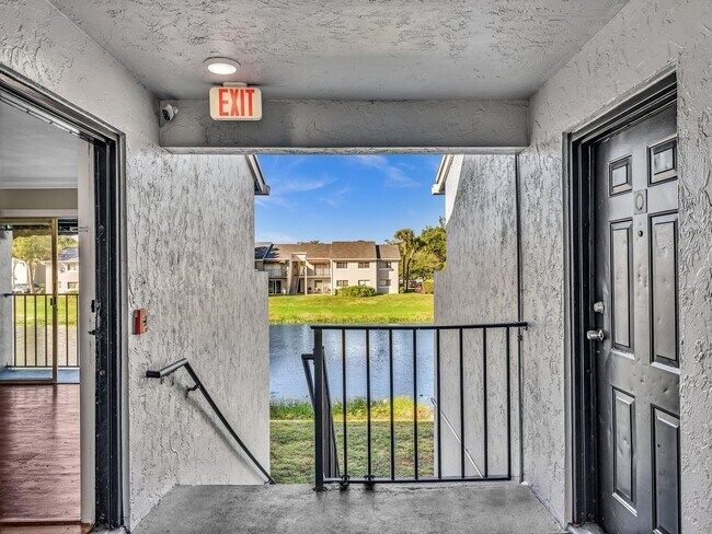 Photo - 1163 Lake Terry Dr Unidad N