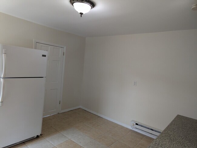 Eat-In Kitchen - 58 E Central Ave Unit 1 Bedroom APT in 2 Family