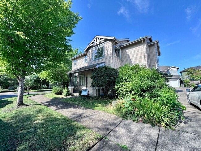 Building Photo - 3BD, 2.5 BA Home located the desirable Bet...