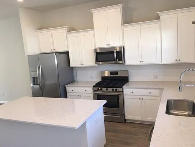 Photo - 365 Spindlewood Wy