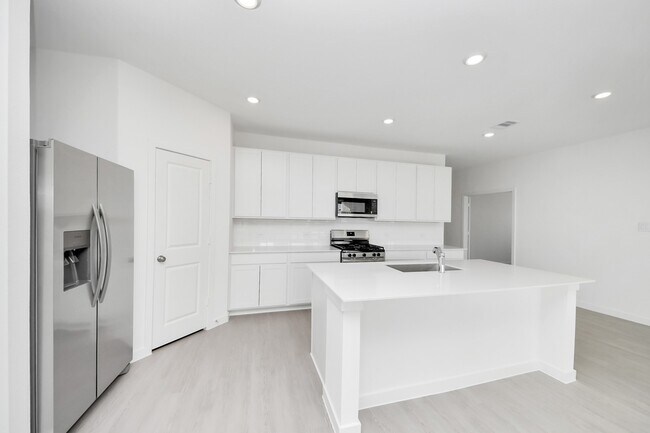 Photo - 16310 Chestnut Hvn Ln