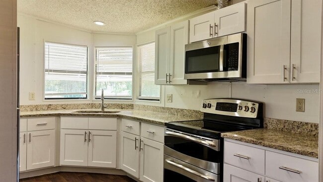 Photo - 835 Oberry Hoover Rd