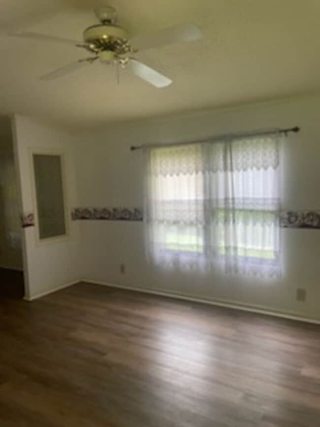 Photo - Two Bedroom Mobile Home in Quiet Setting