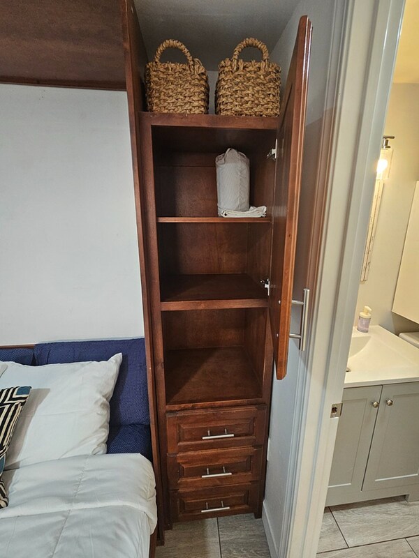 Photo - 6339 Jeff St