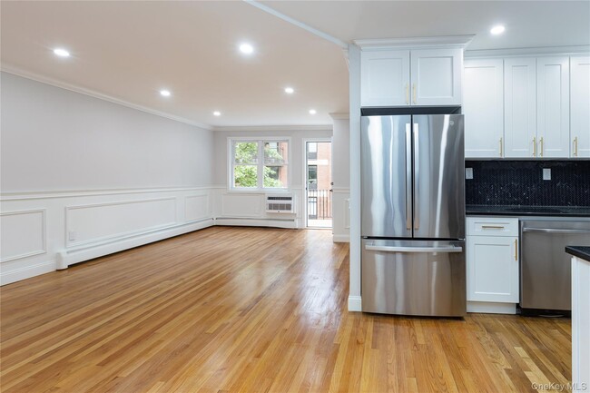 Photo - 3524 Cambridge Ave Unit 3