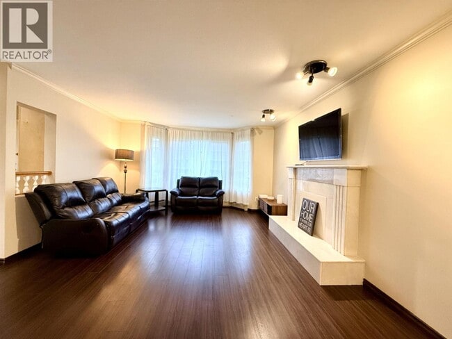 Photo - 754 W 69th Ave