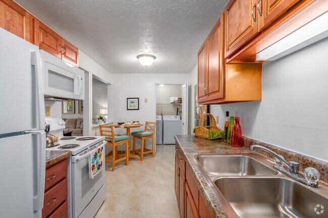 Model - Timberland - 1,150SF - Kitchen