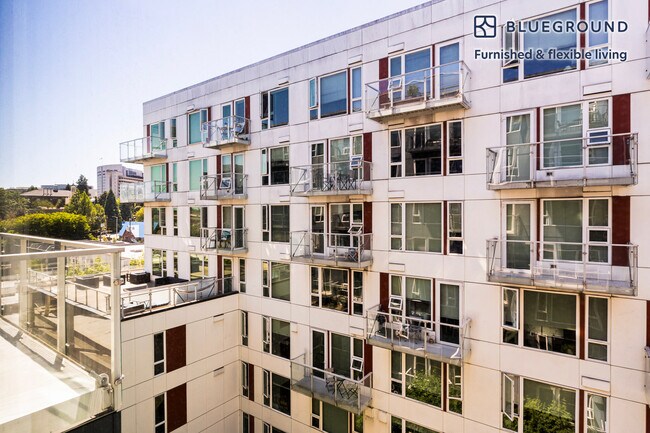 1414 10th Ave Unit SI FL6-ID892