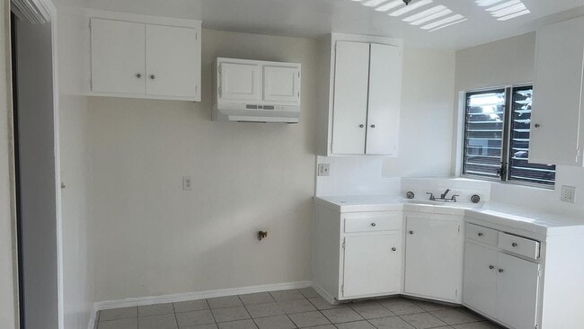 Photo - 237 57th St Unit 3