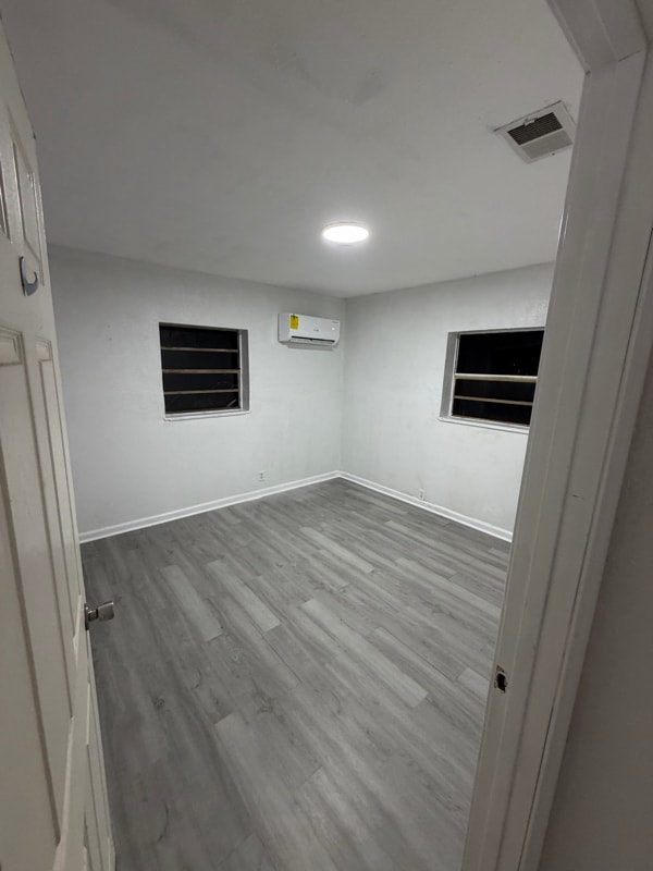 Photo - 4015 Silver Sands Rd Unit B