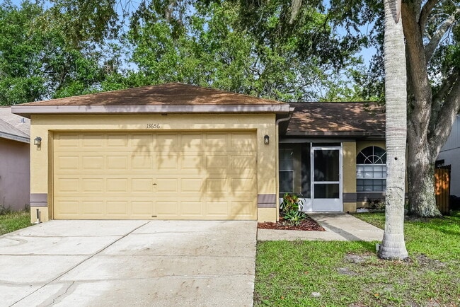 Photo - 13656 Laraway Dr House