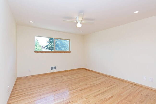 Photo - Florentia Street Apartments