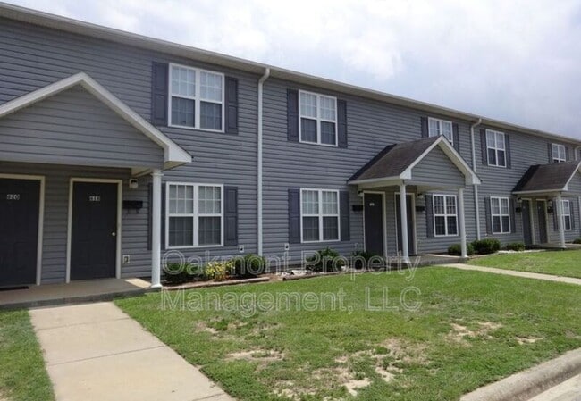 Building Photo - 942 Pedro Dr