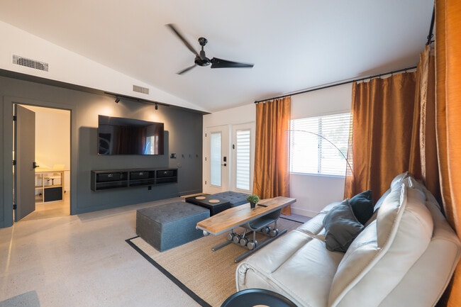 Photo - Wilson Place 101