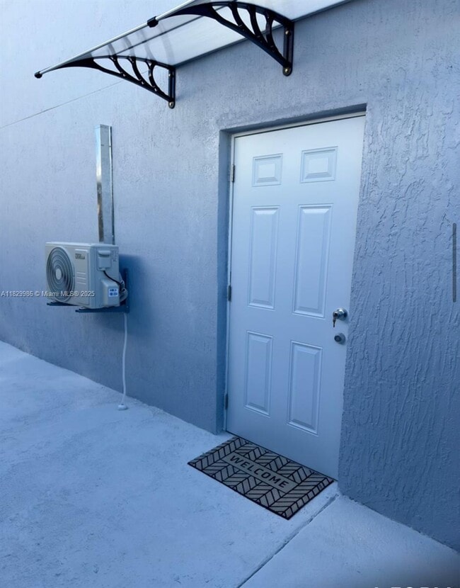 Photo - 17271 SW 150th Ct Apartamento