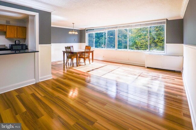 Photo - 11801 Rockville Pike Unit 211