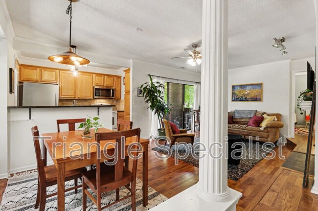 Photo - 1021 Brighthurst Dr Unidad Apartment 108