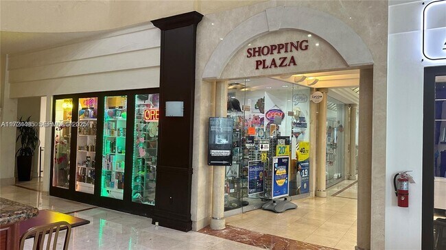 Photo - 19201 Collins Ave Unidad 701