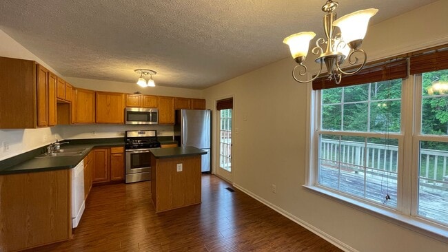 Photo - 4 Bed Townhome in South Stafford
