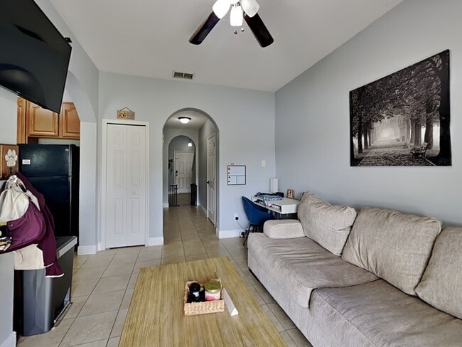 Photo - 16583 Cedar Crest Dr