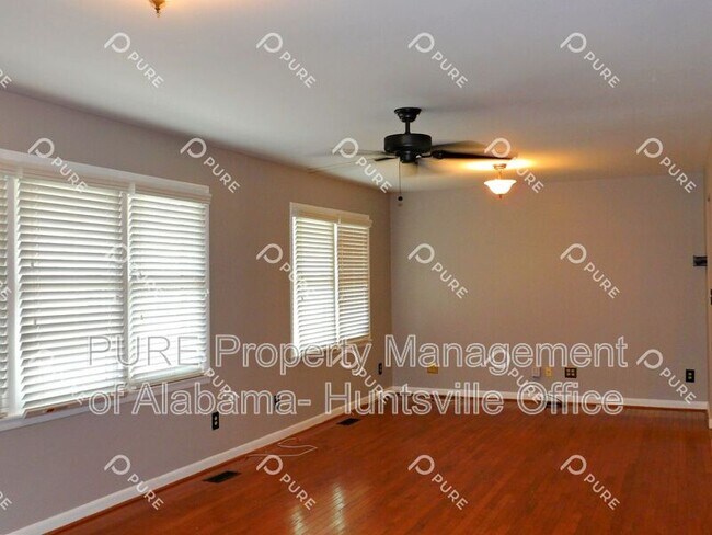 Photo - 1717 Haynes Ave NE