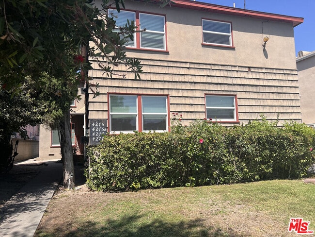 Building Photo - 4277 Tujunga Ave Unit 4277.5
