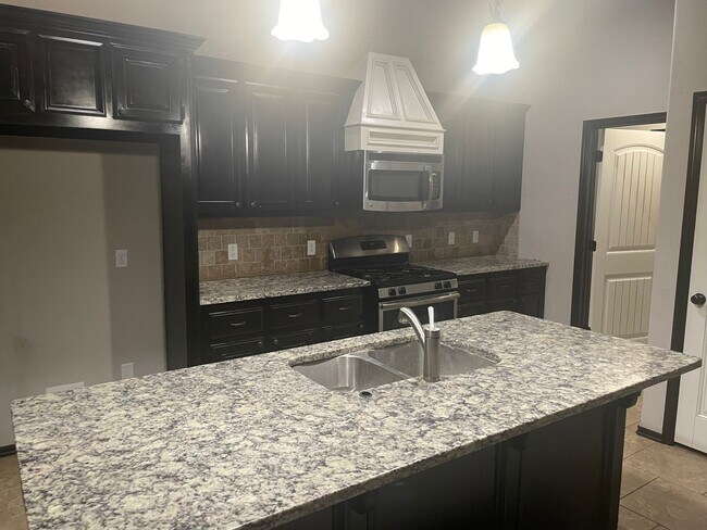 Photo - 3 bed 2 bath 2 car in Moore Schools! Great...