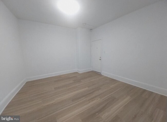 Photo - 1 N Main St Unit 2R