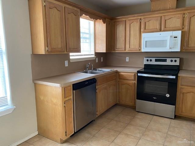 Photo - 18 Cervantes Ave