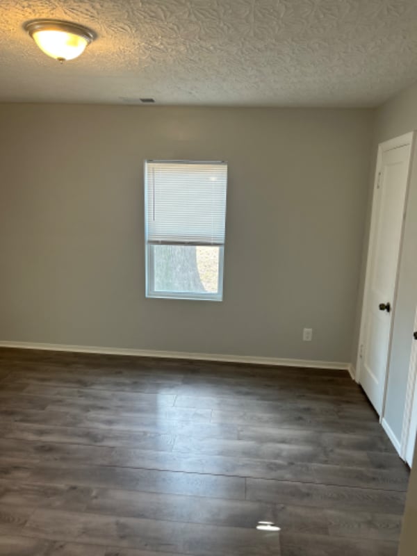 Photo - 3790 Barron Ave