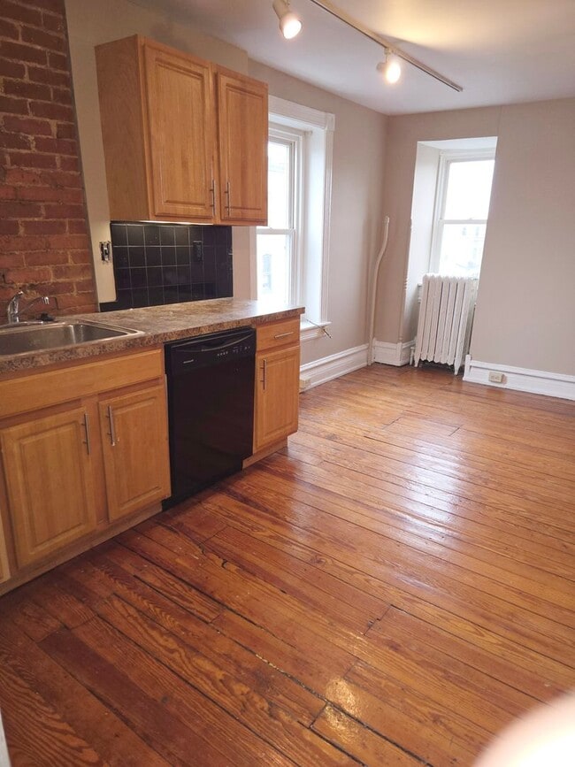 Photo - 1402 W Turner St Unit 1402-3