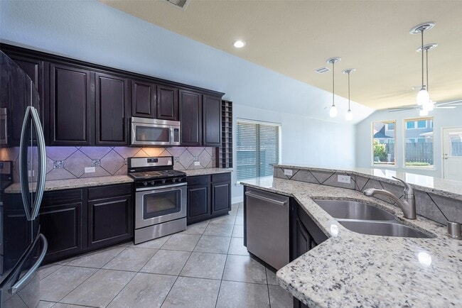 Building Photo - 1908 Rushing Meadow Ln