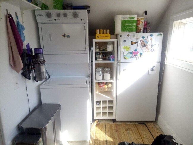 Photo - 525 6th Street