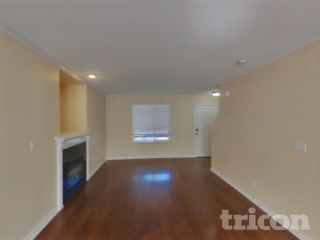 Photo - 14628 81st Ave E